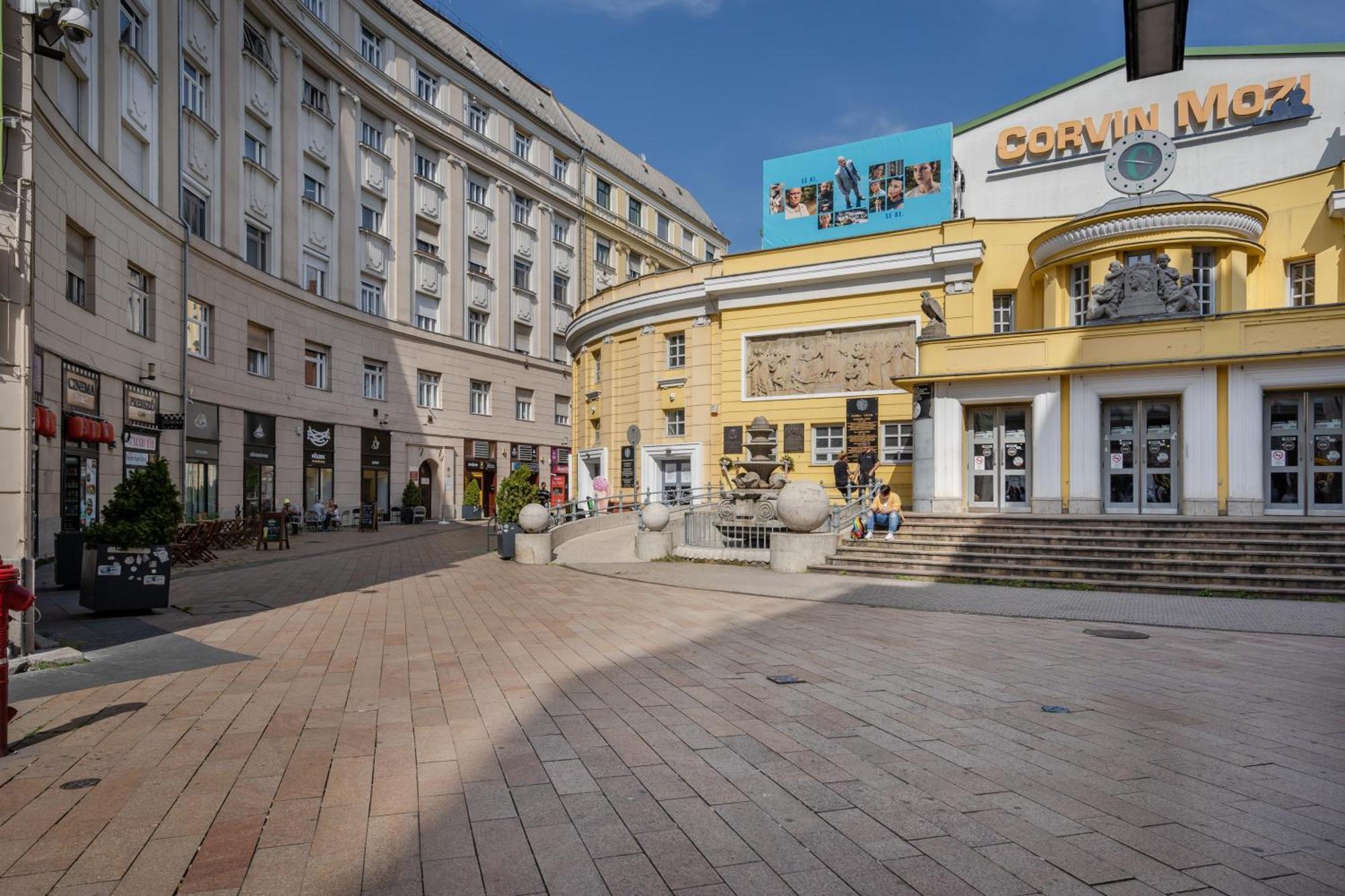 Corviana Apartments With Balcony — Fotók 2